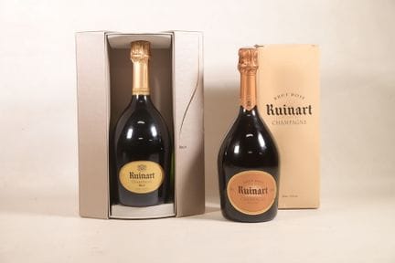 CHAMPÁN - Lote de 2 botellas compuesto por: 
1 bot