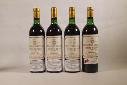 波尔多——4瓶，波亚克，皮雄-朗格维尔-拉兰德女伯爵酒庄，二级名庄，1982年。1瓶BG（+）、1瓶