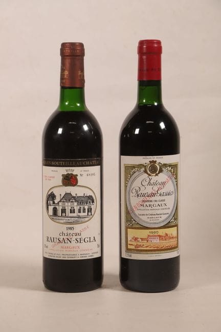 BORDEAUX - Ensemble de 2 bouteilles composé de : 
