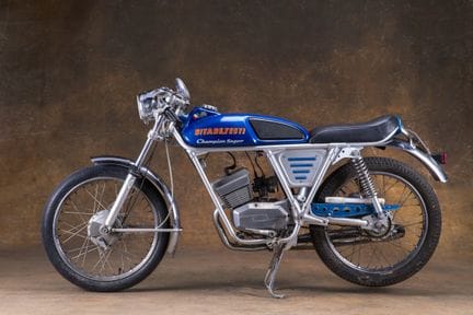 1972 GITANE TESTI CHAMPION SUPER 50
•	Carte grise 