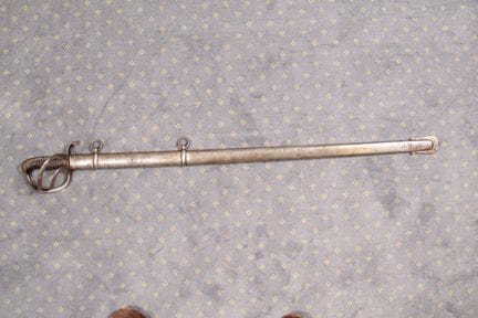 SABRE DE CAVALERIE BRITANNIQUE.
Poignée recouverte