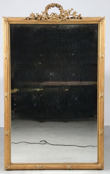 MIROIR DE CHEMINEE DE STYLE LOUIS XVI, en bois et 