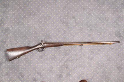 FUSIL DE CHASSE A PERCUSSION, DEUX COUPS.
Canons r