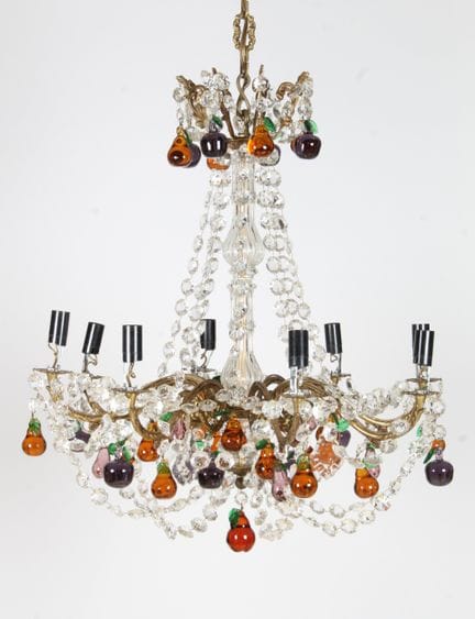 LUSTRE DE SALLE A MANGER  DE STYLE XVIIIe à 8 bras