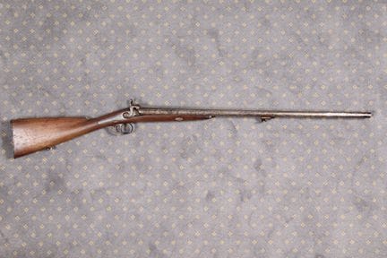 FUSIL DE CHASSE A PERCUSSION, DEUX COUPS.
Canons r