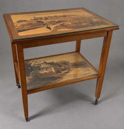Charles SPINDLER (1865-1938)
Table à thé à roulett