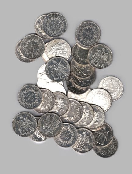 FRANCE
Ensemble de pièces en argent comprenant :
-