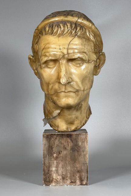D'APRES L'ANTIQUE
Tête d'Antioche III le Grand
Scu