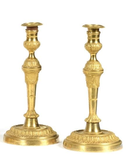 COPPIA DI TORCIE a forma di balaustra in bronzo ce