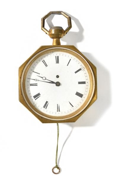 Orologio ottagonale in ottone dorato. Quadrante sm