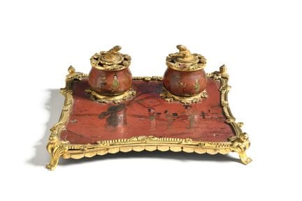 INKSTAND made of wood, Chinese lacquer, and chisel