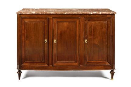CREDENZA A FILA 
Di forma rettangolare, in mogano 