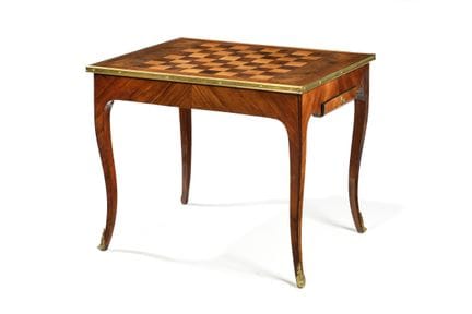 TAVOLO DA GIOCO in legno impiallacciato di forma r