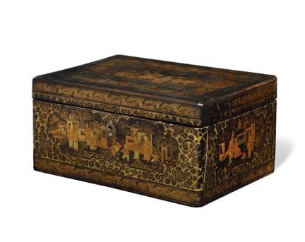 19TH-CENTURY JAPAN 
TOILET CHEST 
Lacquered with s