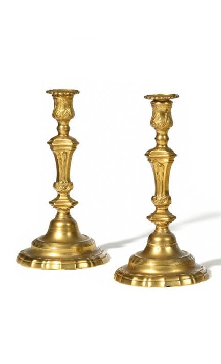 PAIR OF gilded bronze baluster-shaped candlesticks