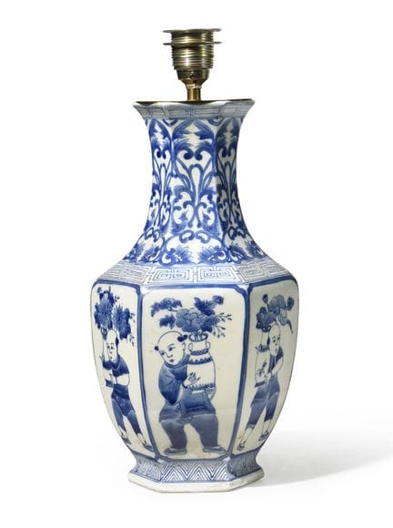 CHINA, early 20th century
Hexagonal baluster vase 