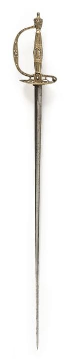 ÉPÉE DE COUR.
Monture en argent et vermeil, ciselé