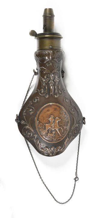 Poire à poudre à quatre anneaux de suspente en cui