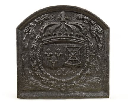 PLAQUE DE CHEMINEE en fonte de fer aux armes de Fr