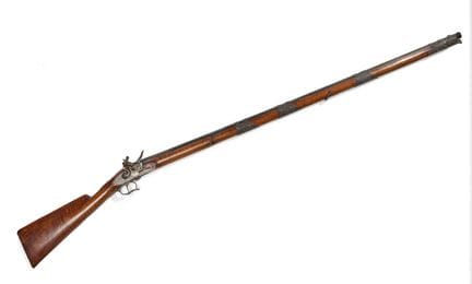 LONG ET BEAU FUSIL DE PRESENT à silex par Lepage.
