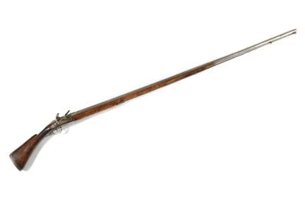 RARE FUSIL DE REMPART À SILEX DU TYPE 1728/33 TRAN