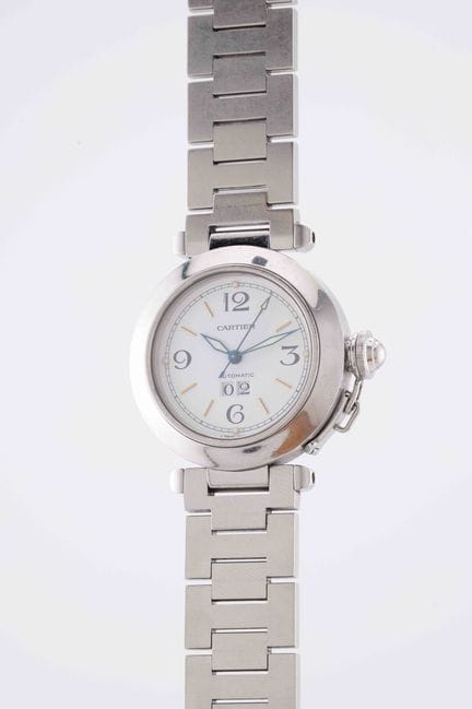 CARTIER 
Pasha grande date
Réf : 2475
Vers : 2000.