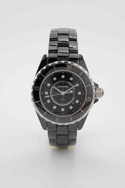 CHANEL 
J12
Réf : 260879
Vers : 2010.
Boîtier : no