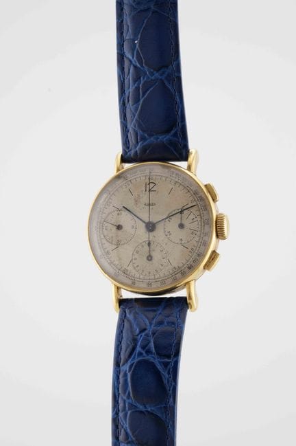 JAEGER 
Chronographe
Vers : 1970
Boîtier : rond en
