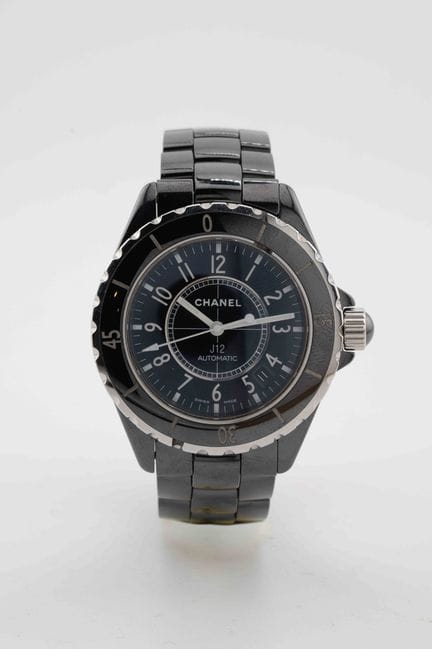 CHANEL
J12
Réf : H0697
Vers : 2010.
Boîtier : noir