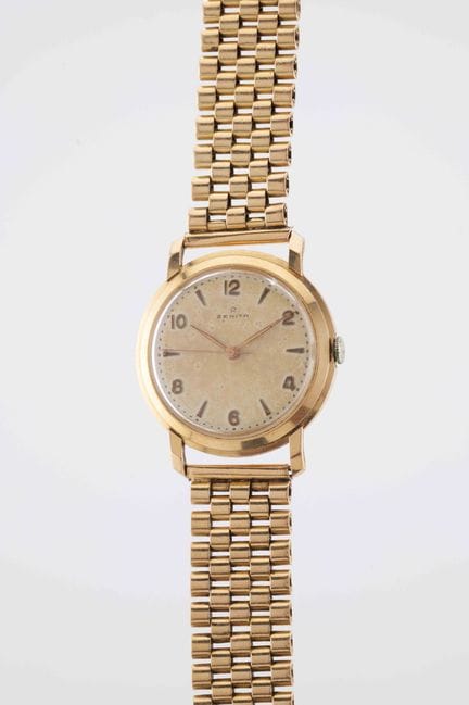 ZENITH
Vers : 1950.
Boîtier : rond en or jaune 750
