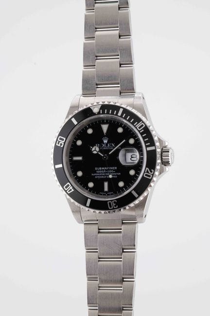 ROLEX 
Submariner Date
Réf : 16610
Vers : 2000.
Bo