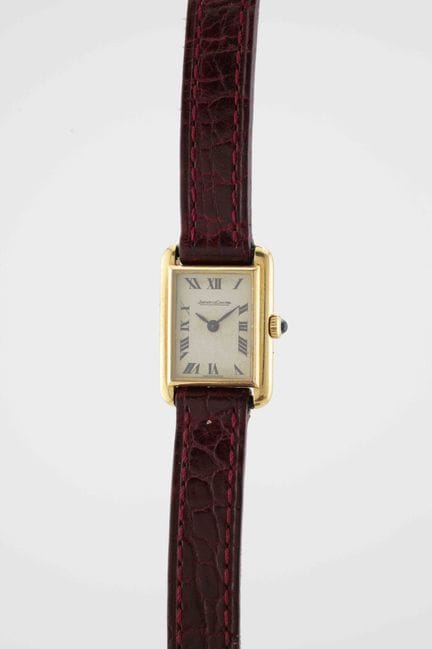 JAEGER LECOULTRE
Tank
Réf : 6128.21
Vers : 1970.
B