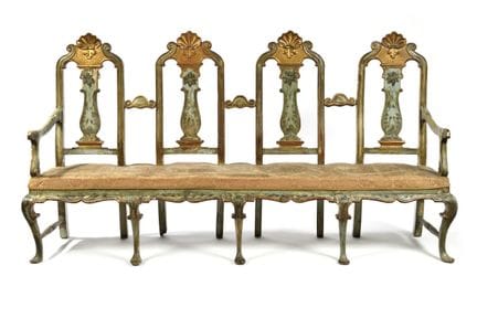BANQUETTE VENITIENNE
En bois mouluré, sculpté, laq