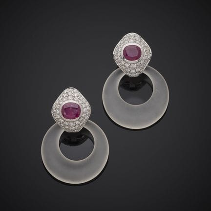 Paire de clips d'oreille en or gris 750 millièmes,