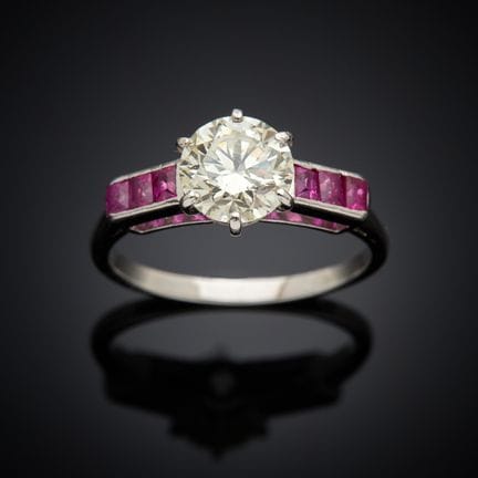 MELLERIO.
Bague en platine 850 millièmes, présenta