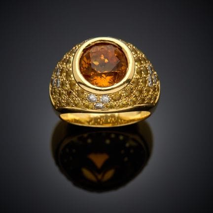 Bague dôme en or jaune 750 millièmes, sertie d'une