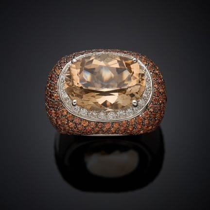 Bague dôme en or gris et noirci 750 millièmes, ser