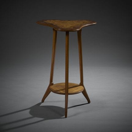 Louis MAJORELLE (1859–1926).
Three-lobed pedestal 