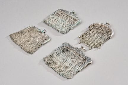 Set of four small soft pouches made of 800-thousan