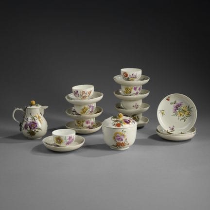 ZURICH.
Soft-paste porcelain tea service with poly