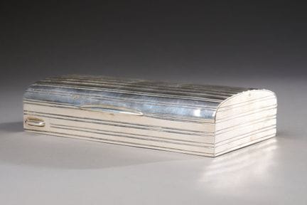 Rectangular cigar box made of 800-th Spanish silve