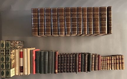 Conjunto de libros encuadernados (se vende tal cua