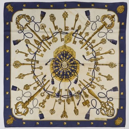 HERMÈS "Les Clefs."
Silk twill carré in shades of 
