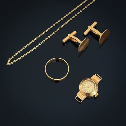 Set in oro giallo 750 composto da:
- una catena a 