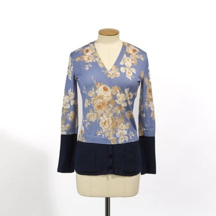 SHOW ROOM CHRISTIAN DIOR.
Maglia in cashmere blu c