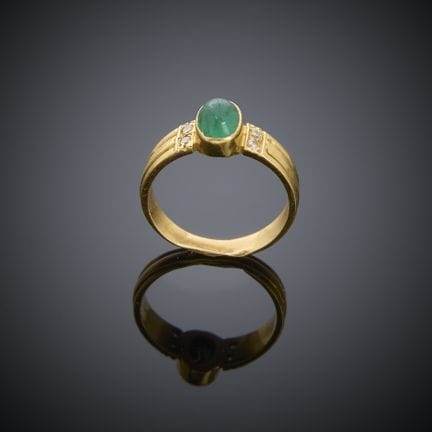 Bague en or jaune 750 millièmes, sertie d'une émer