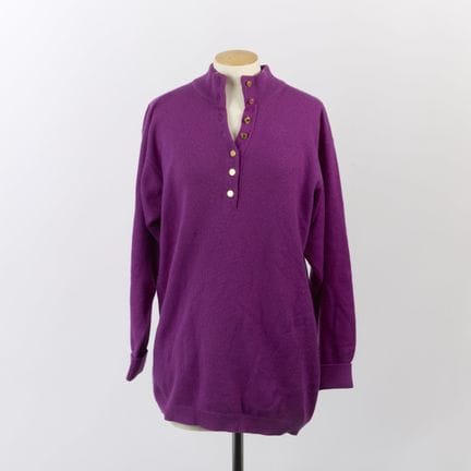 HERMÈS, taglia M (equivalente alla 38).
Maglione i