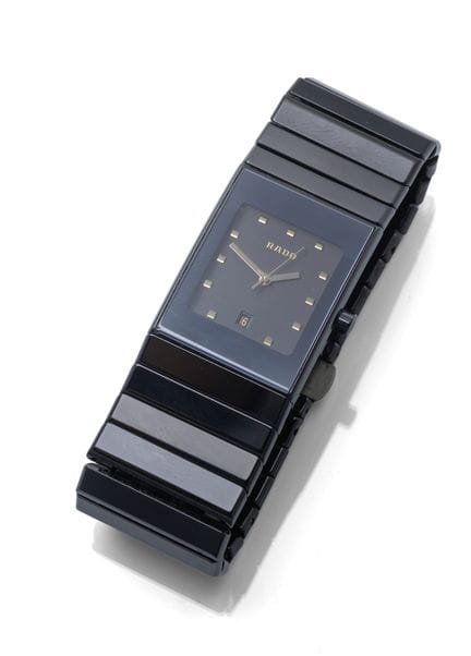 RADO 男士腕表
瑞士，现代款

长 17 厘米

陶瓷表壳和表带。石英机芯。曾佩戴过，需更换电池
