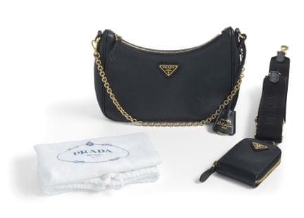 Prada
purchased in 2021

H. 18 cm x L. 6 cm x B. 2