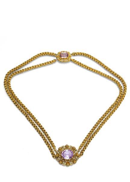 Collar histórico
Segunda mitad del siglo XIX

Long